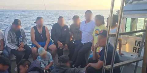 Marina rescata a 45 migrantes que eran trasladados en yates hacia EEUU
