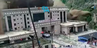 Avalancha de hielo y roca en Nepal dejan 95 muertos y cientos de desaparecidos. VIDEO