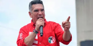 Detienen a excolaborador de Alito Moreno en Campeche por presunto desvío de 36 millones de pesos