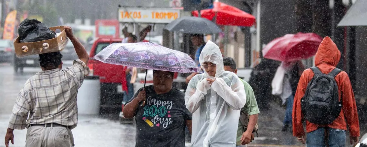 ¡Se viene el agua! Frente frío y huracán Rachel provocarán lluvias intensas este sábado