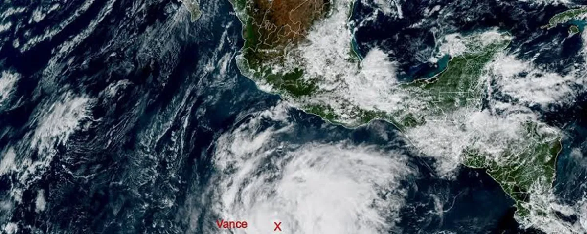 Vance se convierte en huracán categoría 1; prevén lluvias y oleaje elevado en estos estados