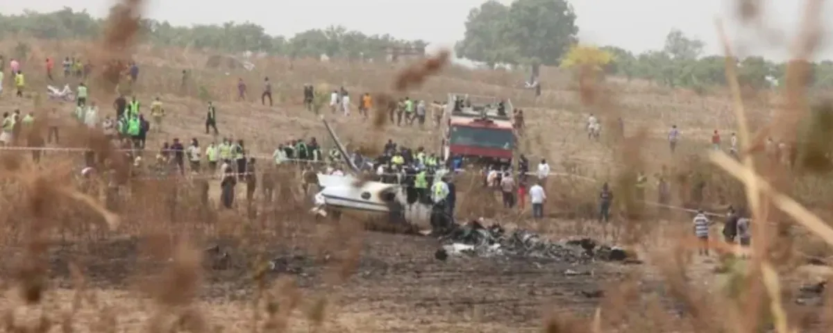 Nigeria investiga caída de avión militar ATR-42 que dejó 32 muertos